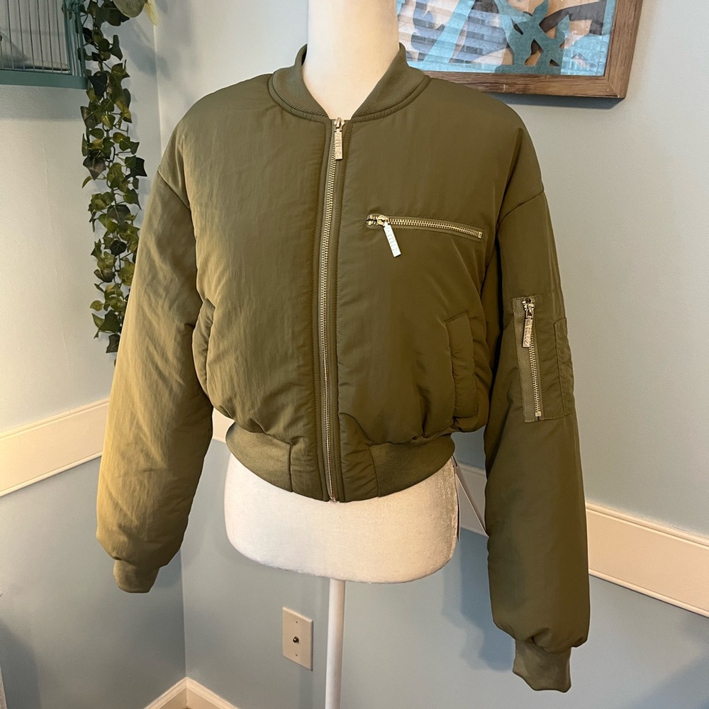 AIIRZ Olive Green Puffer Jacket - Picture 3 of 9